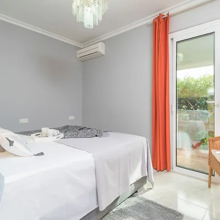 Alegre Villa